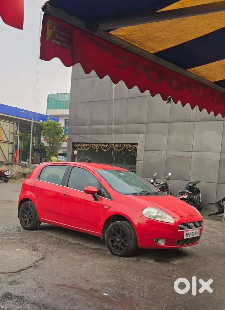 Fiat Grande Punto 2009 120000 Km Driven