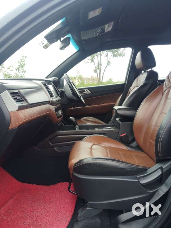 Mahindra Alturas G4 4wd At, 2018, Diesel