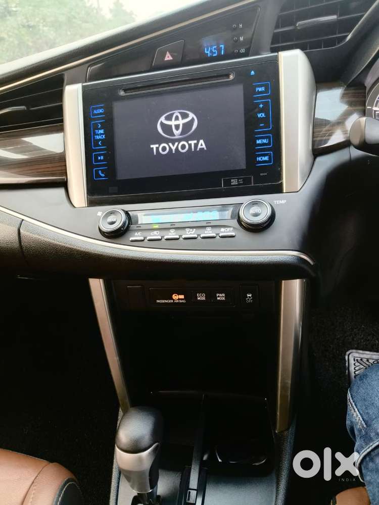 Toyota Innova Crysta 2.8z Automatic, 2018, Diesel