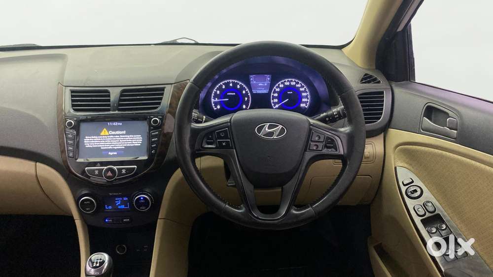 Hyundai Verna 1.6 Vtvt Sx, 2016, Petrol