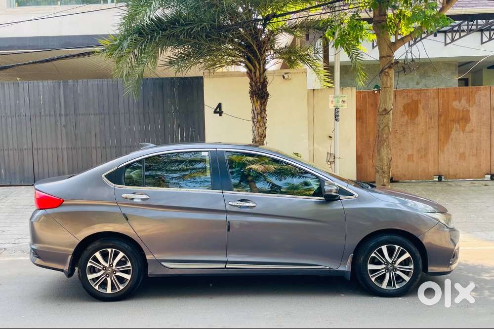 2017 Honda City 1.5 V (petrol) • Showroom Quality •