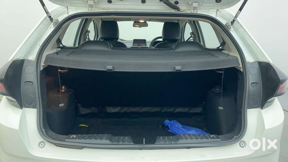 Tata Altroz 1.2 Xt, 2021, Petrol