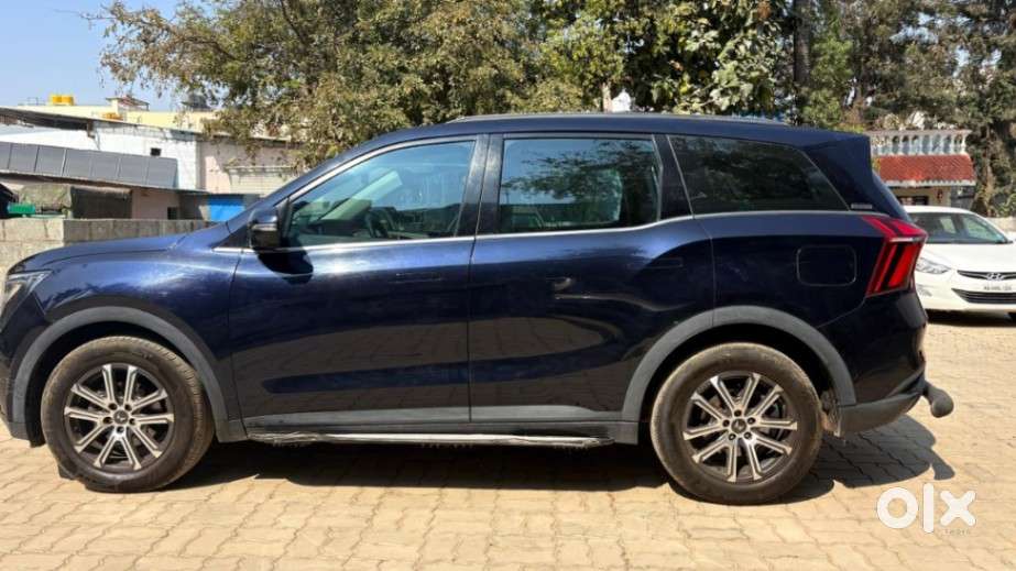 Mahindra Xuv700 2.2 Ax 7 Diesel At Luxury Pack Str, 2023, Diesel