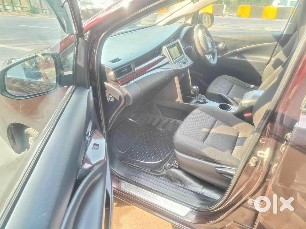 Toyota Innova Crysta 2.8 Gx At, 2017, Diesel