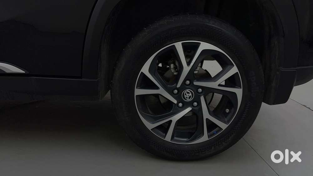 Toyota Urban Cruiser Hyryder 1.5 V Hybrid, 2025, Cng & Hybrids