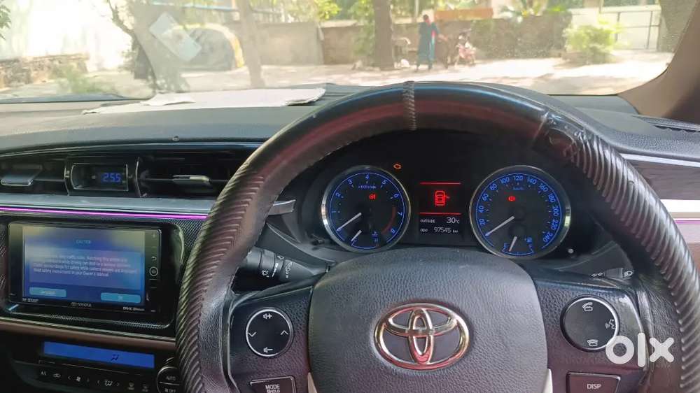 Toyota Corolla Altis 2015