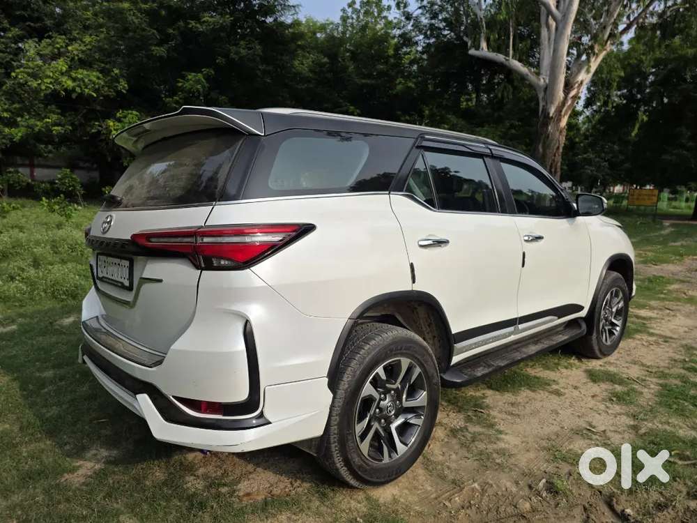 Toyota Fortuner Legender 2024 Diesel