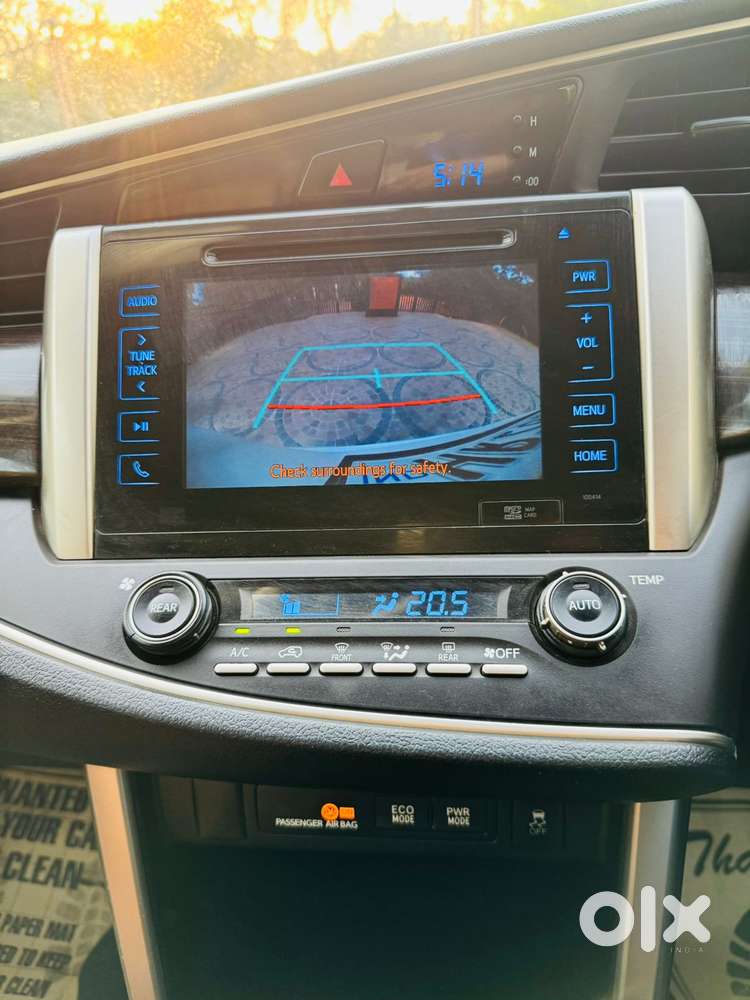 Toyota Innova Crysta