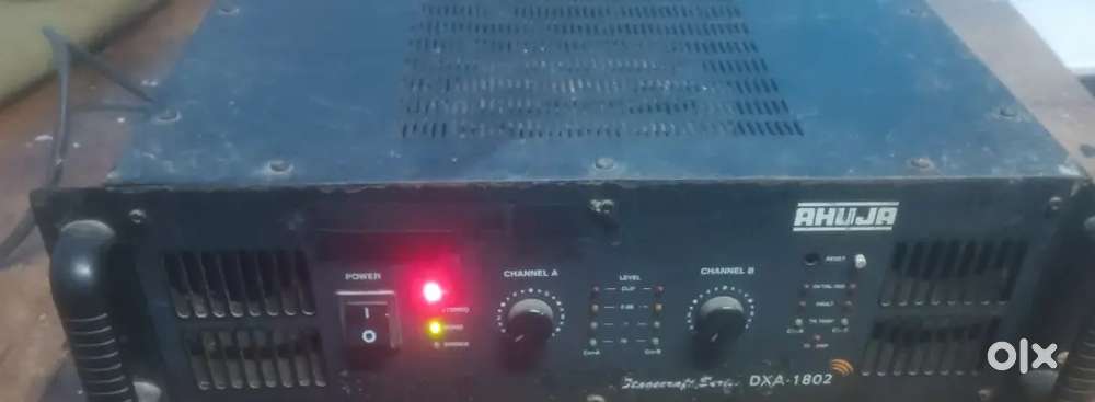 Ahuja 1802 amplifier perfect condition