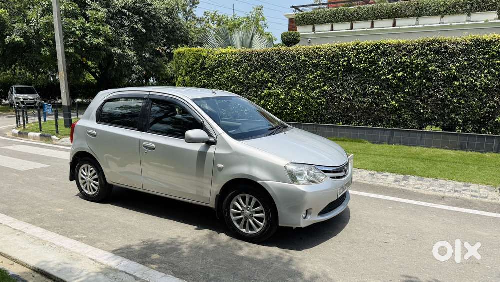 Toyota Etios Liva V Sp*, 2011, Petrol