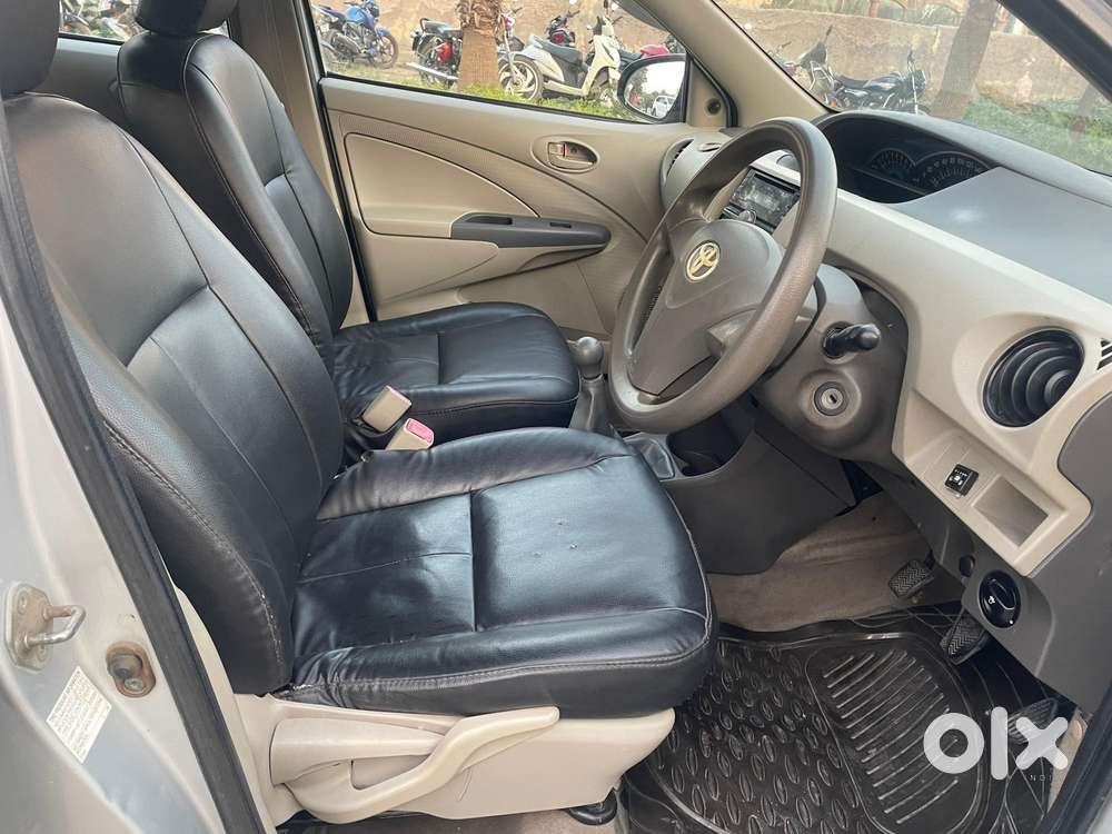 Toyota Etios Liva 2014-2016 G, 2016, Cng & Hybrids