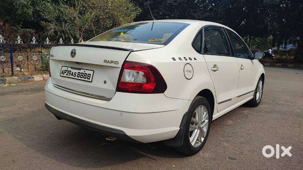 Skoda Rapid 1.6 Mpi Style, 2019, Petrol