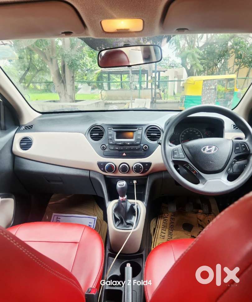 Hyundai Grand I10 Sportz, 2015, Petrol