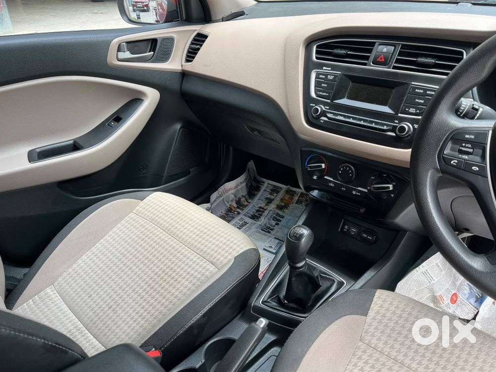 Hyundai I20 Sportz 1.2 Bs-iv, 2018, Petrol