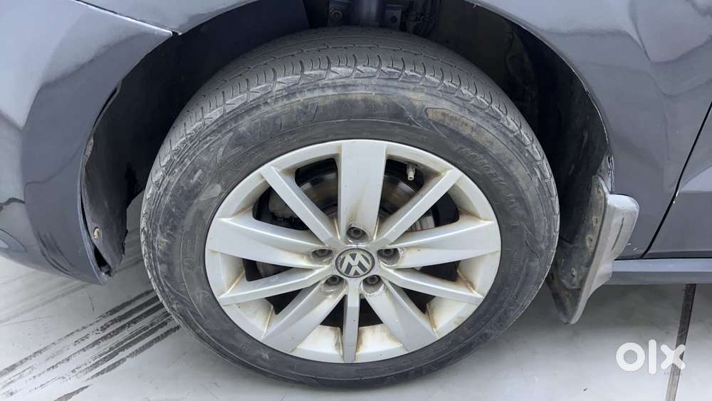 Volkswagen Polo 2009-2013 Petrol Highline 1.2l, 2017, Petrol