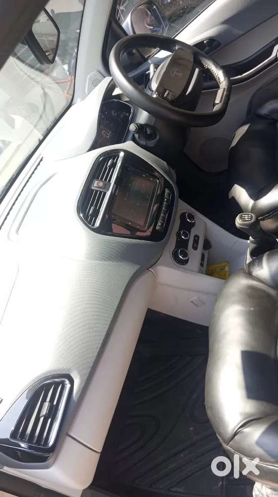 Tata Tiago 1.2 Revotron Xm Cng, 2024, Cng & Hybrids