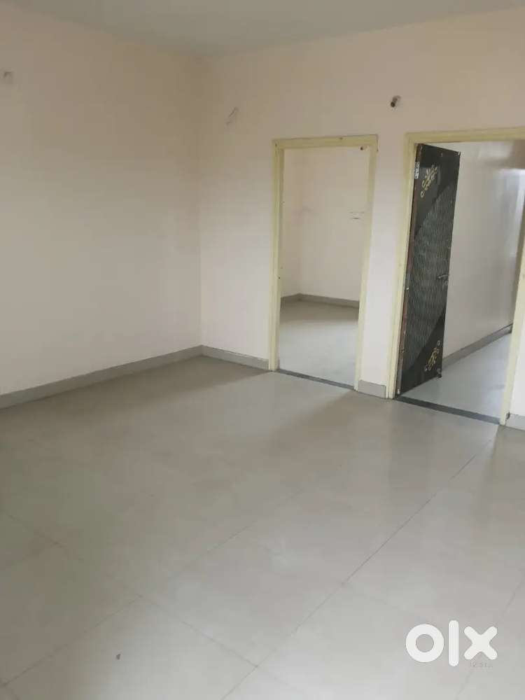 Flat available for rent