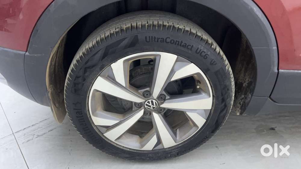 Volkswagen Taigun Topline 1.0 Tsi At (electric Seats), 2022, Petrol