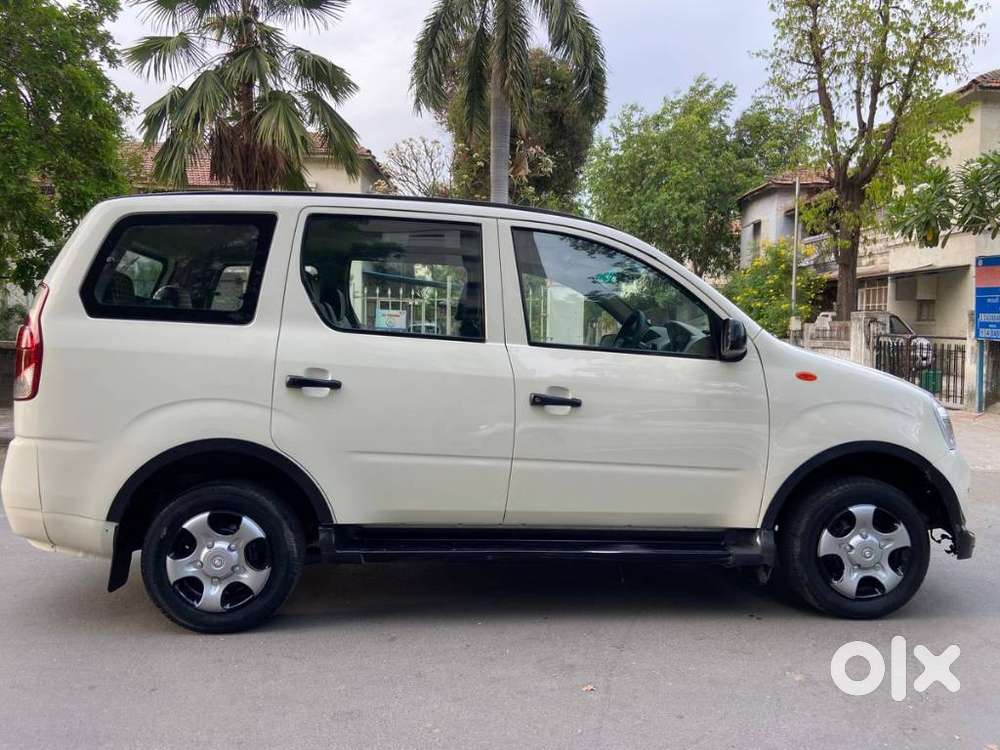 Mahindra Xylo D4, 2015
