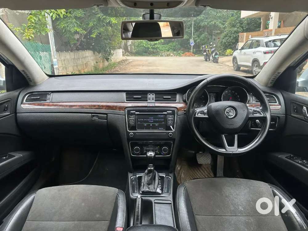 Skoda Superb 2015 Petrol Well Maintained