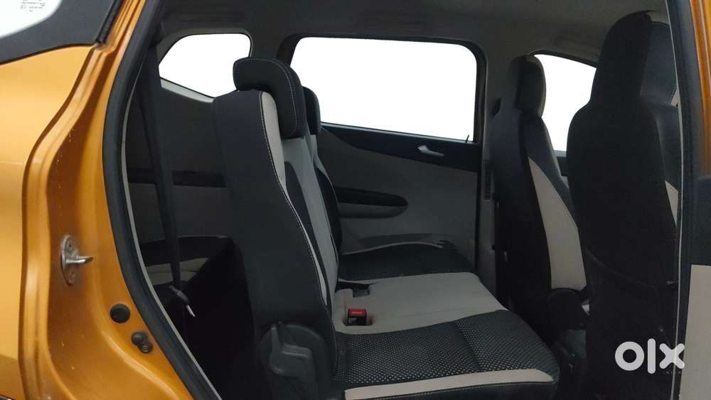 Renault Triber Rxz, 2020, Petrol