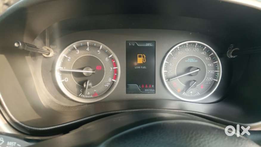 Maruti Suzuki Fronx Alpha 1.0l Turbo Mt Dual Tone, 2025, Petrol