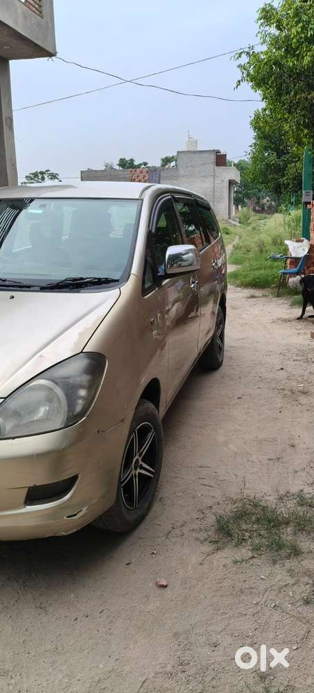 Toyota Innova 2010 Diesel Well Maintained
