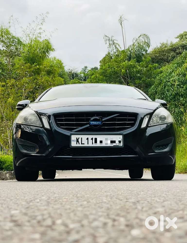 2013 Volvo S60 D4 Luxury Diesel Sedan