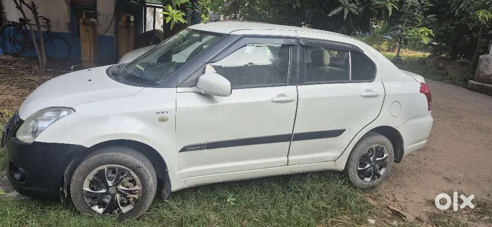 Maruti Suzuki Dzire 2011