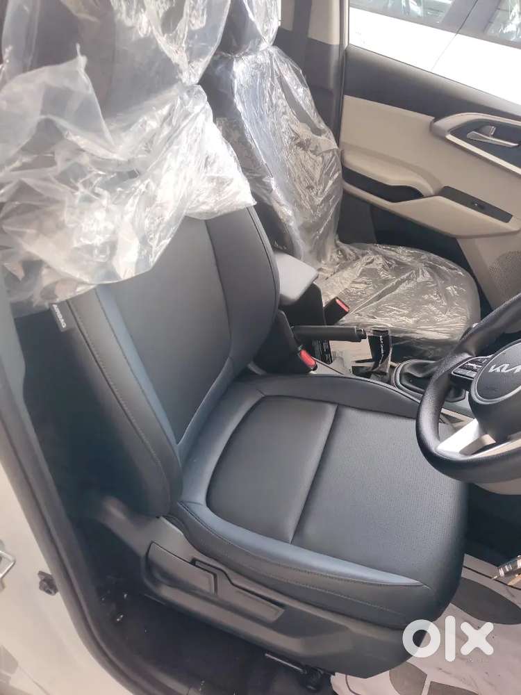 Kia Carens 2026 Premium (o)