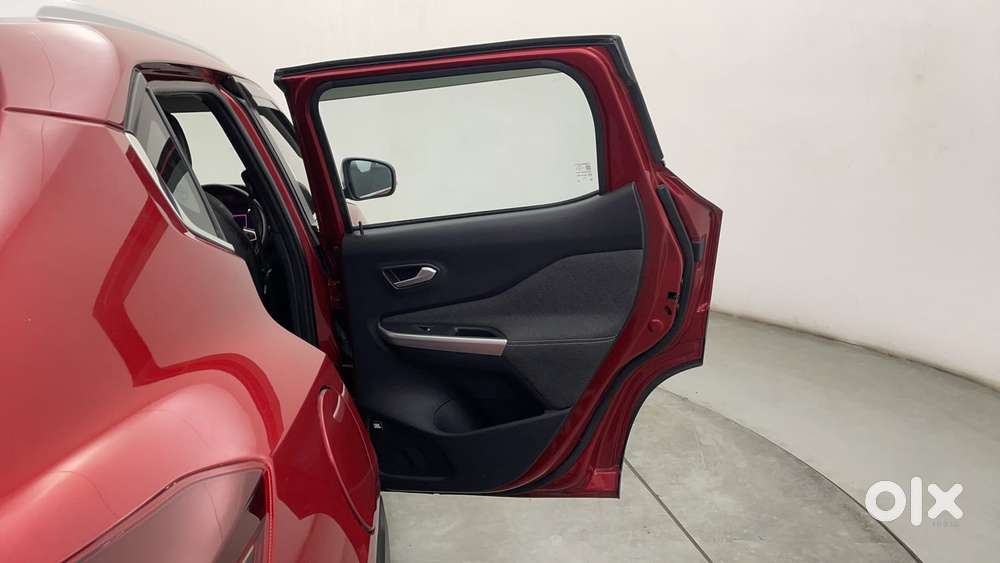 Nissan Magnite 1.0 Xv Premium Turbo (o), 2023, Petrol