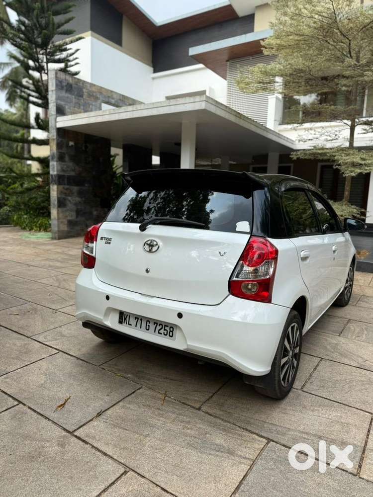 Toyota Car 2019 Petrol