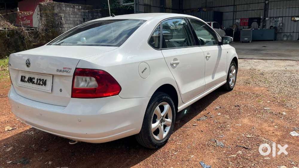 Skoda Rapid 2013-2016 1.5 Tdi Ambition Plus, 2015, Diesel