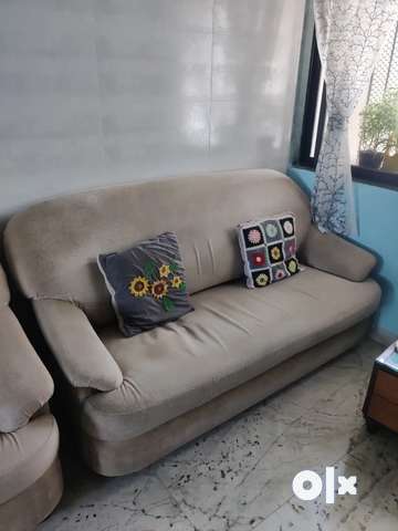 Sofa deals second olx