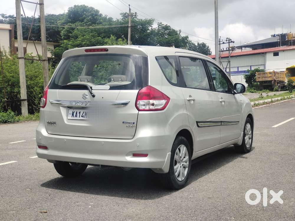 Maruti Suzuki Ertiga Maruti-suzuki-ertiga-zdi-plus, 2016