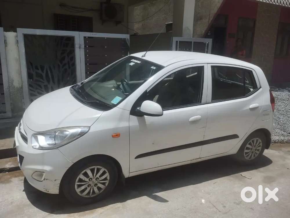 Hyundai I10 Sportz 2014 Petrol Manual