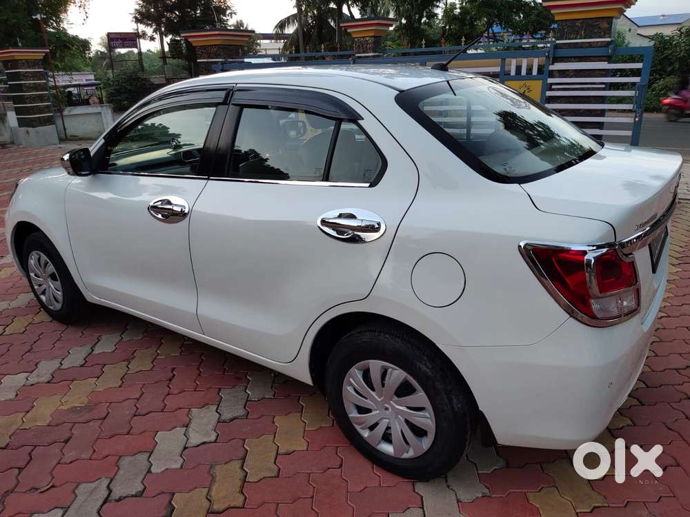 Maruti Suzuki Dzire 1.2 Vxi, 2022, Petrol
