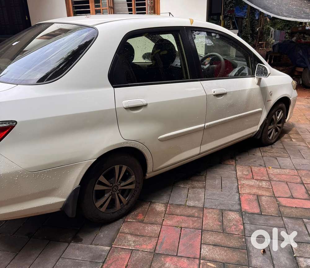 Honda City Zx 2006 Petrol Good Condition
