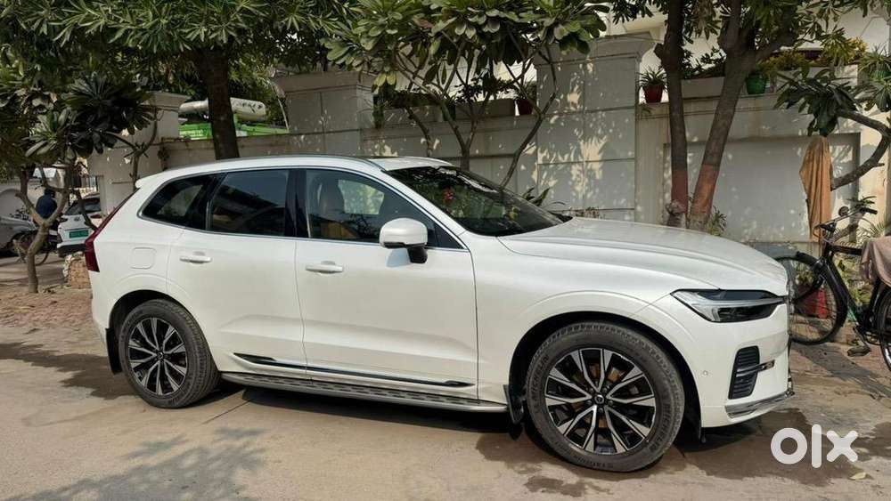 Volvo Xc60 2023 Petrol 16000 Km Driven