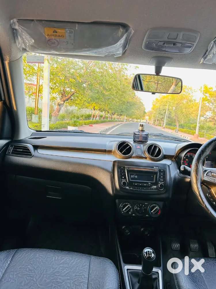 Maruti Suzuki Swift 2021 1.2 Vxi Petrol