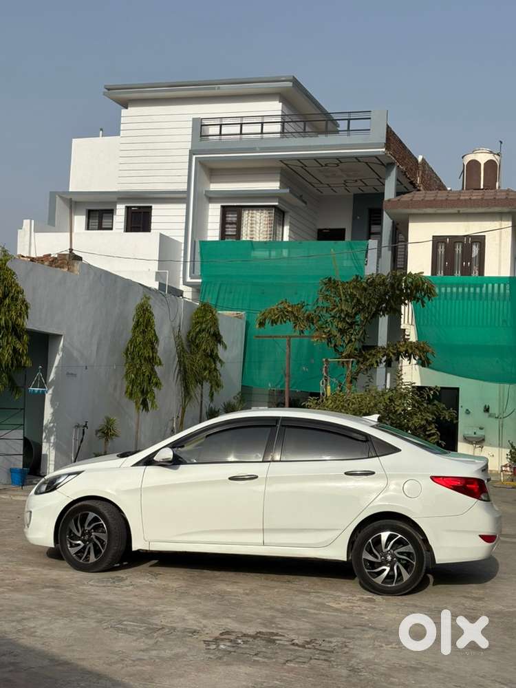 Hyundai Fluidic Verna 2014