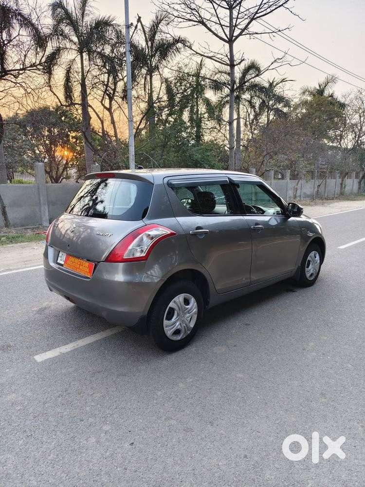 Maruti Suzuki Swift Vxi, 2015, Cng & Hybrids