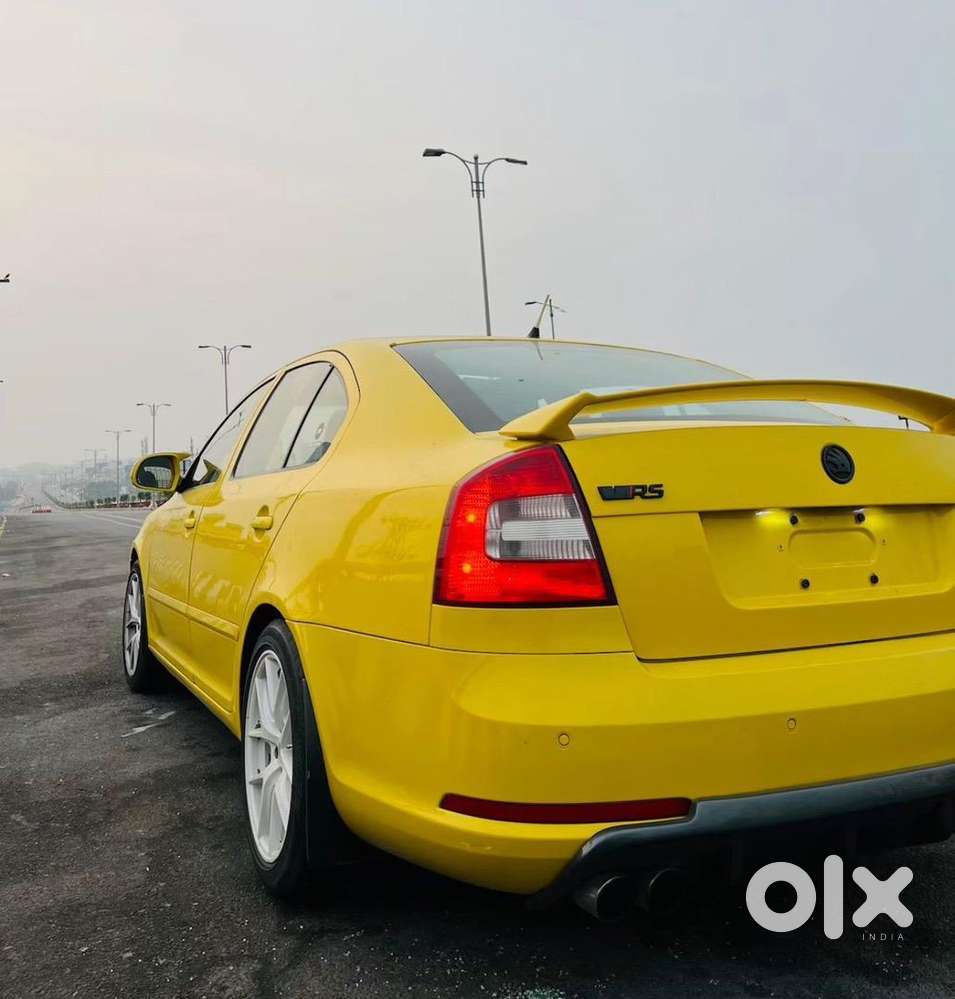 Skoda Laura Rs 2011 Petrol 55000 Km Driven