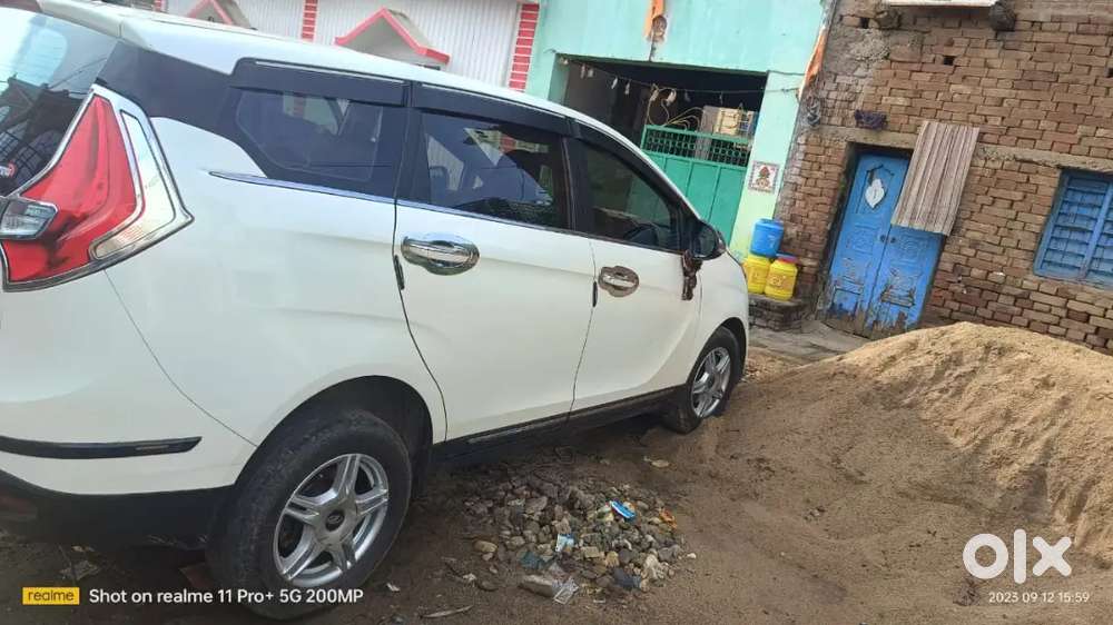 Mahindra Marazzo 2023