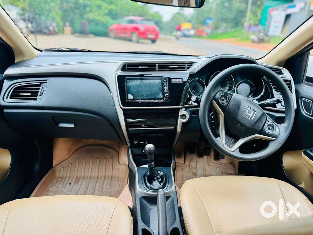 Honda City I-vtec V, 2018, Petrol