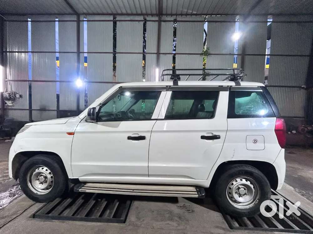 Mahindra Tuv 300 2018