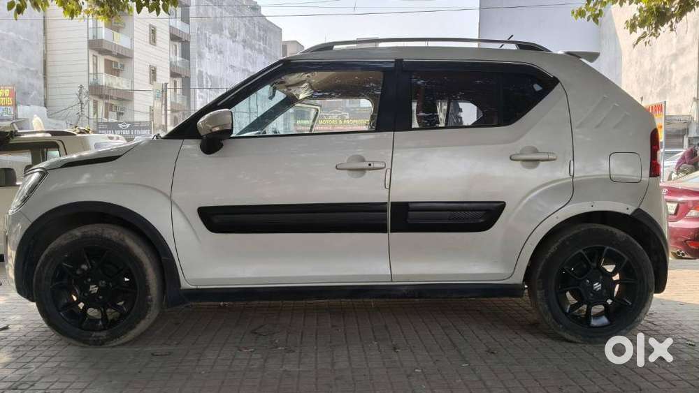 Maruti Suzuki Xl6