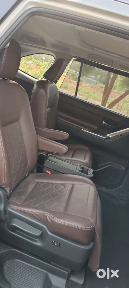 Toyota Innova Hycross 2.0 Zx (o) Hybrid 7 Str, 2024, Petrol
