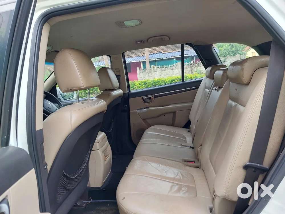 Hyundai Santa Fe Diesel 2011 7 Seater
