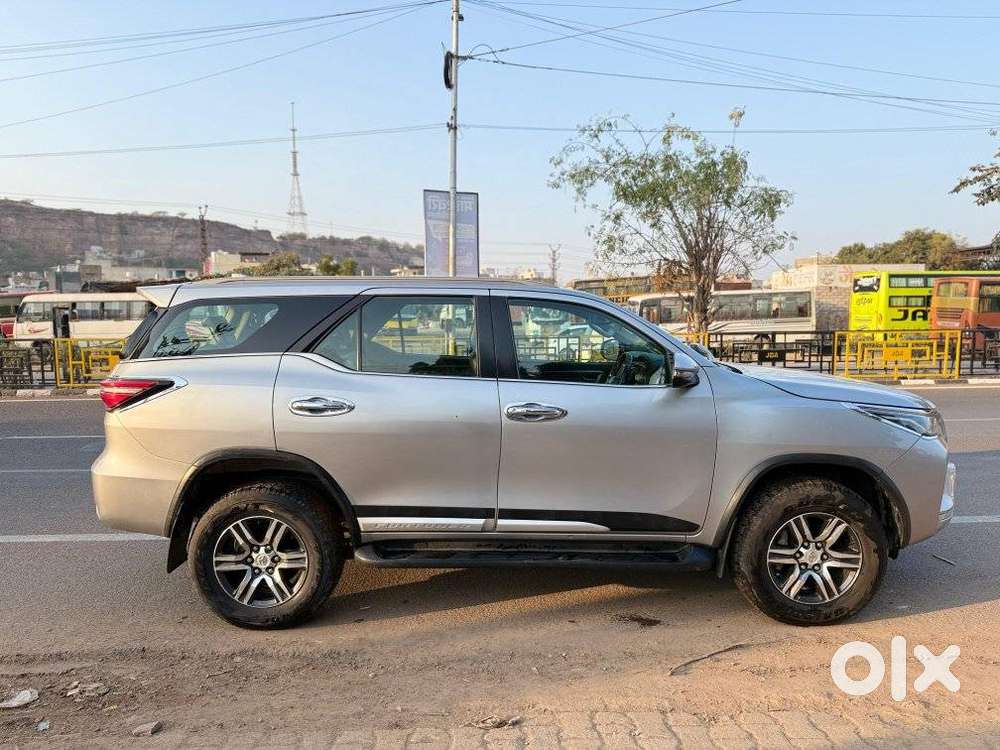 Toyota Fortuner 4x2 Mt 2.8 Diesel, 2021, Diesel